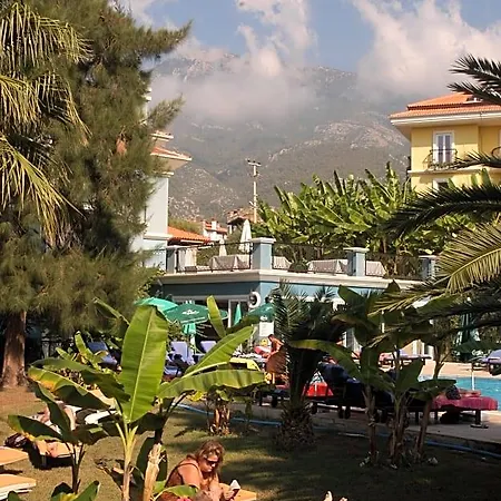 Antas Deluxe Hotel